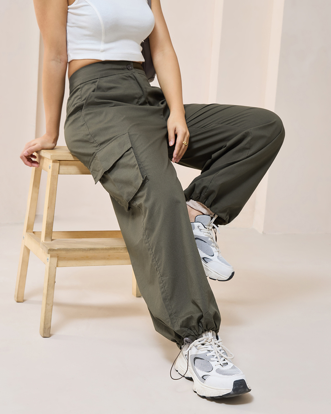 Shop Women's Green Oversized Cargo Parachute Pants-Back