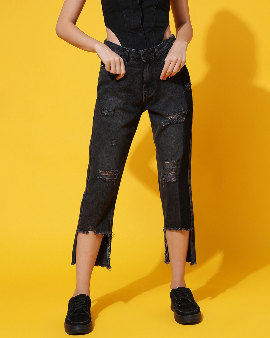 Buy Women's Grey Distressed Boyfriend Fit Jeans Online at Bewakoof
