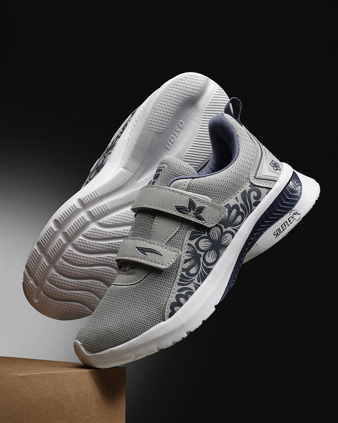 light grey running shoes