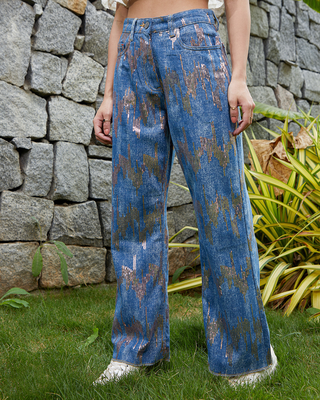 Shop Women's Indigo Blue Embellished Straight Fit Jeans-Back