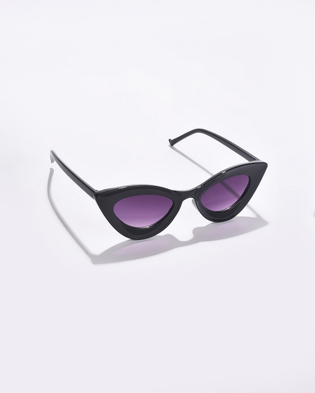 Shop Women's Purple Cateye Polarised Lens Sunglasses-Back