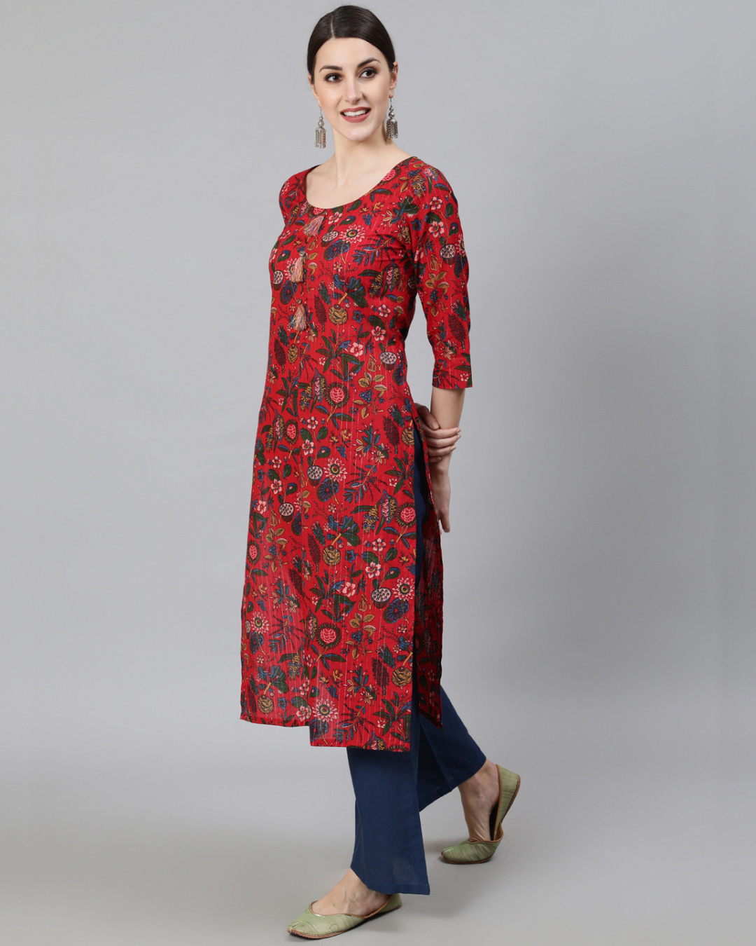 Shop Women's Red All Over Floral Printed Kurta-Back
