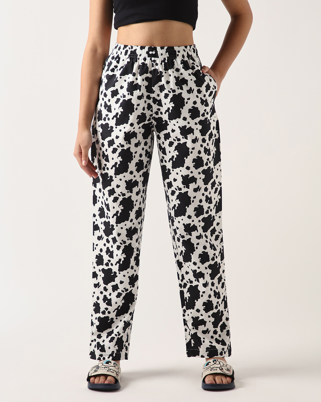 Shop Women's White All Over Printed Pyjamas-Back