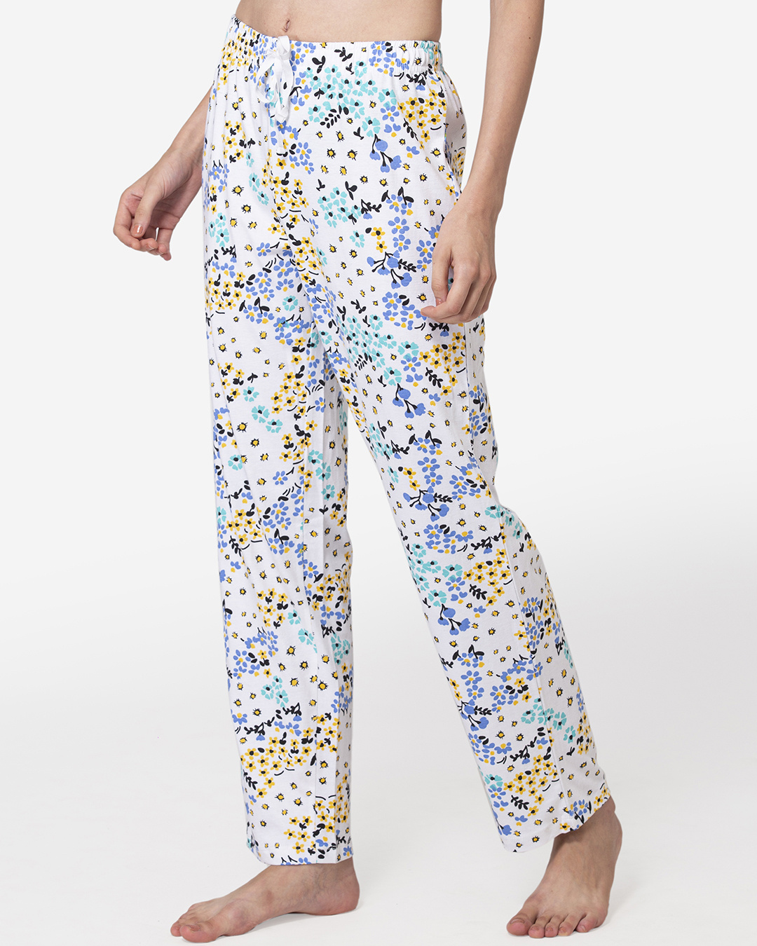 Shop Women's White All Over Printed Pyjamas-Back
