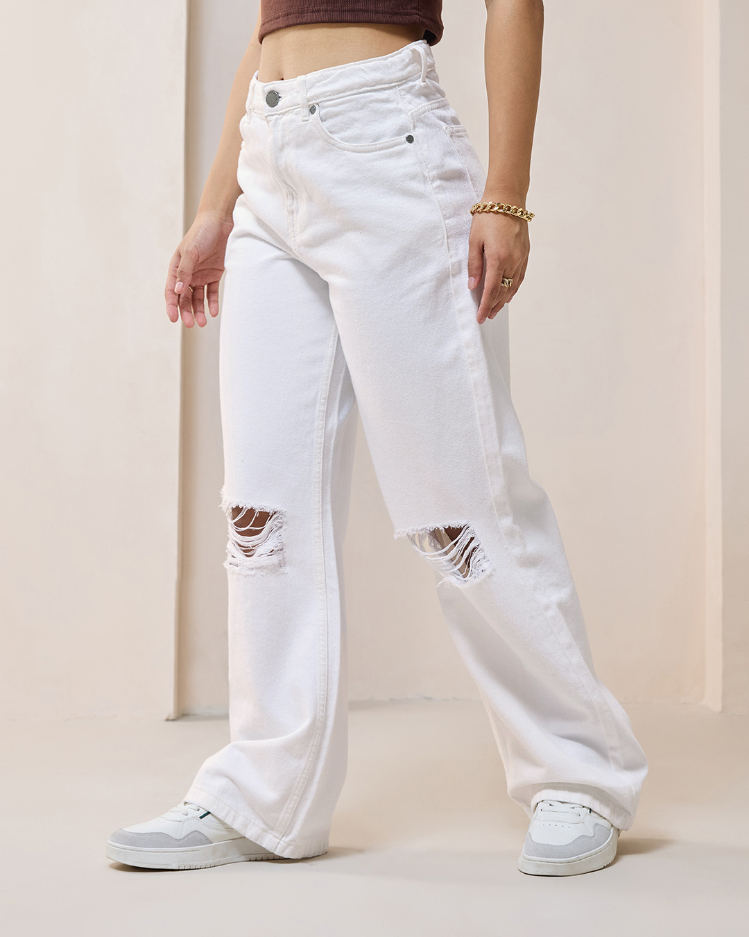 Shop Women's White Baggy Distressed Wide Leg Jeans-Back