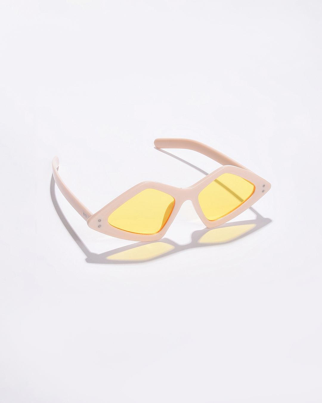 Shop Women's Yellow Geometric Polarised Lens Sunglasses-Back