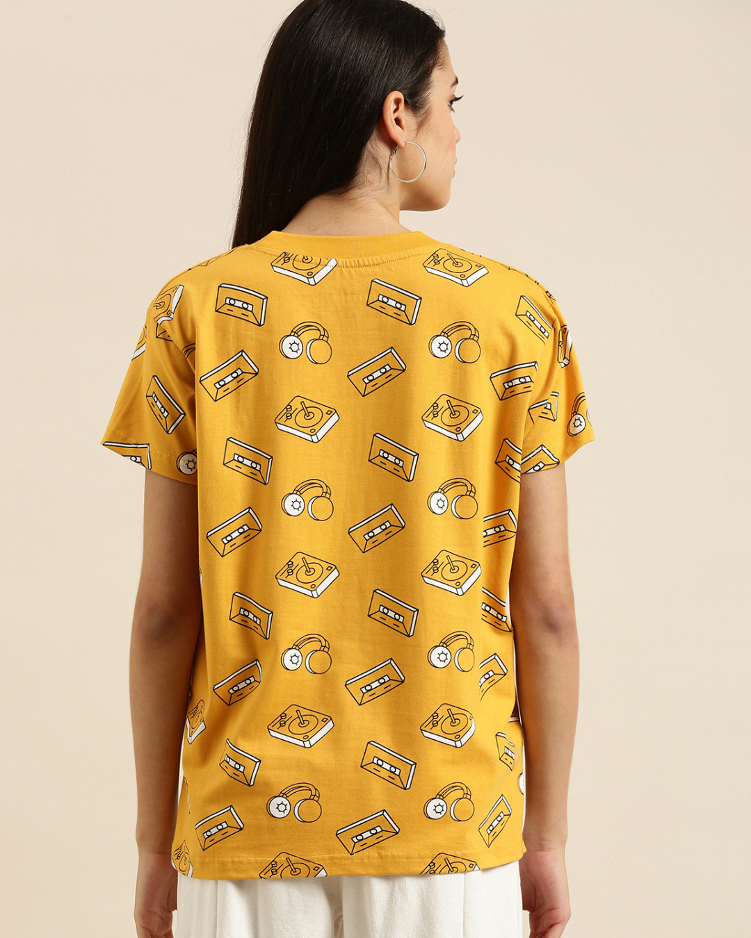 Shop Women's Yellow Retro Printed Oversized T-shirt-Back