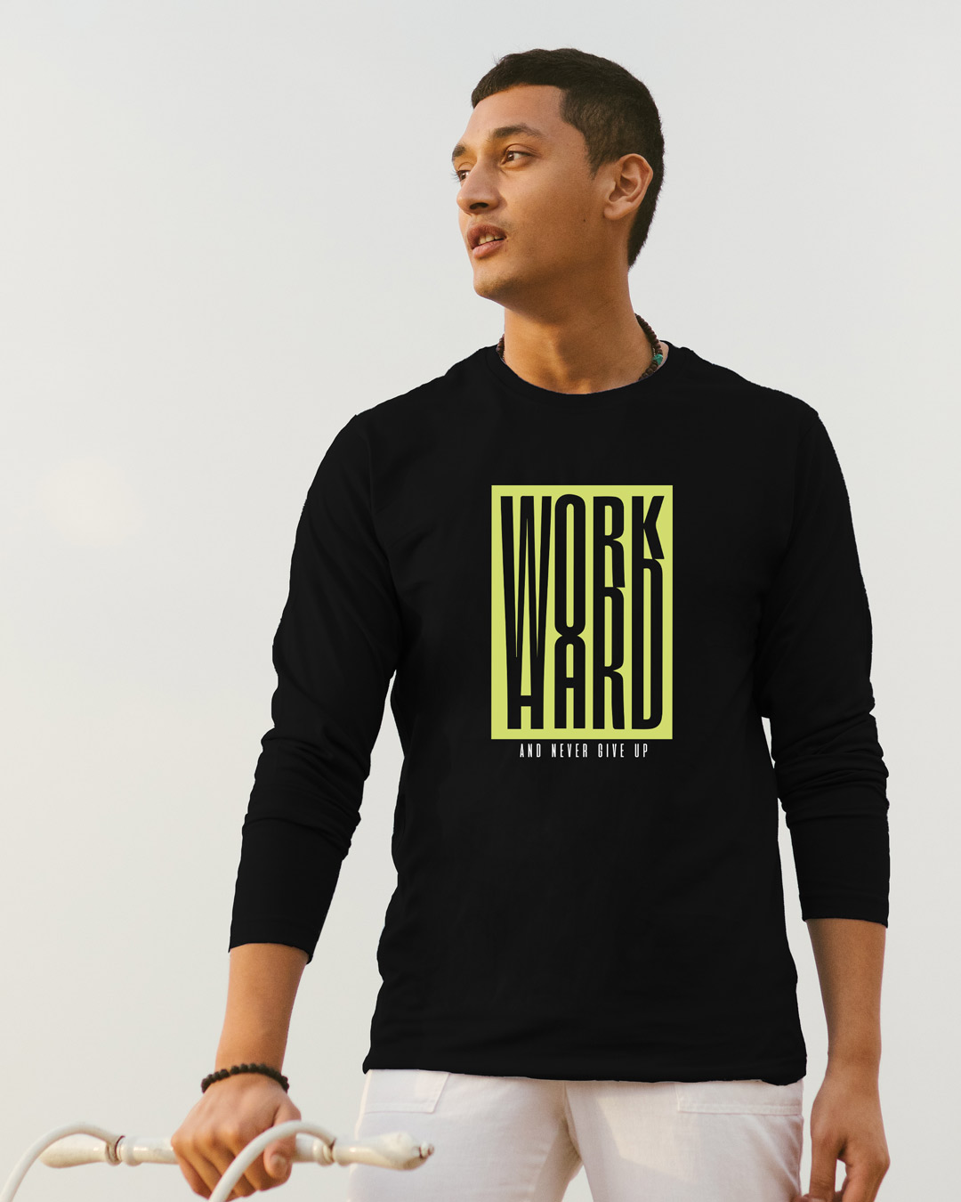 

Work Hard Box Full Sleeve T-Shirt Men' Printed Full Sleeve T-Shirt Bewakoof.com, Black