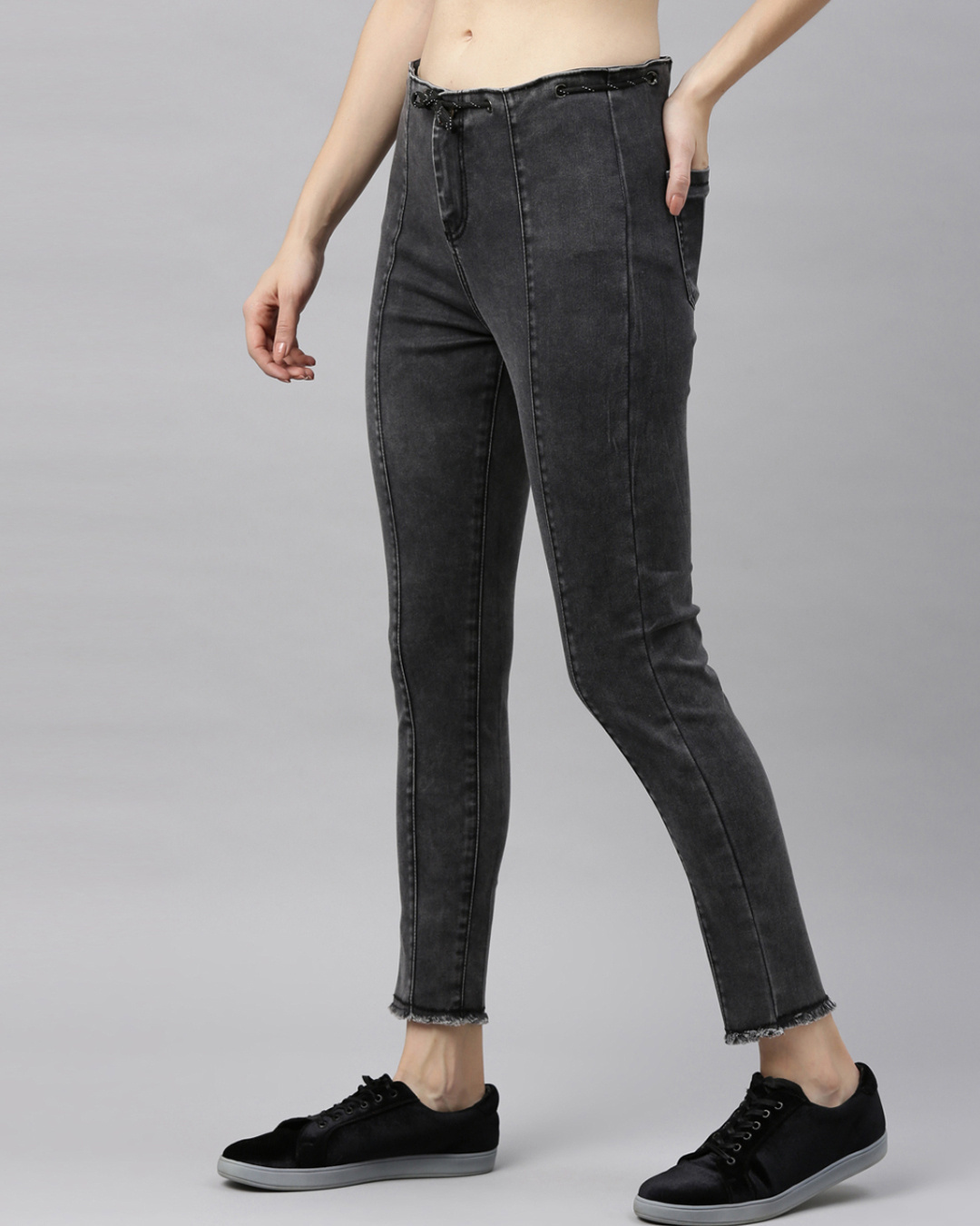 Shop Women's Black Cotton Skinny Fit Clean Look Jeans-Back