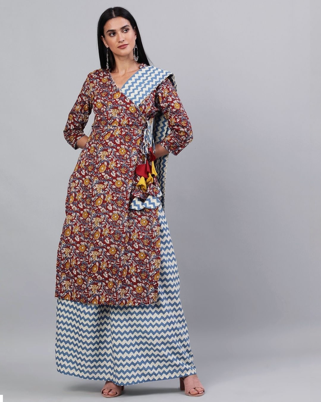 Shop Maroon Kalamkari Floral Printed Kurta With Zig Zag Skirt & Dupatta Set-Front