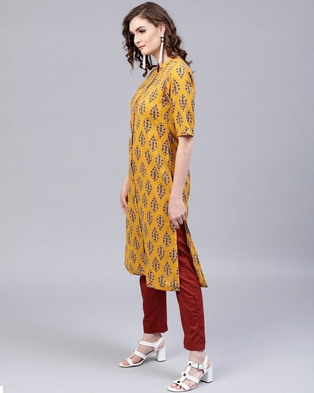 Shop Yellow Printed Kantha Work Straight Kurta With Solid Pant Set-Design