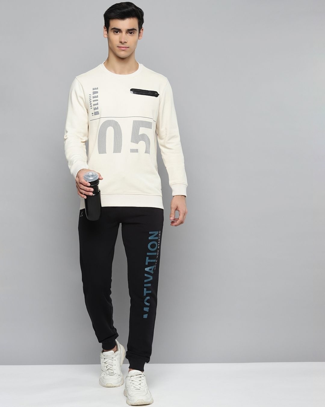 Shop Men White Printed Slim Fit Sweatshirt