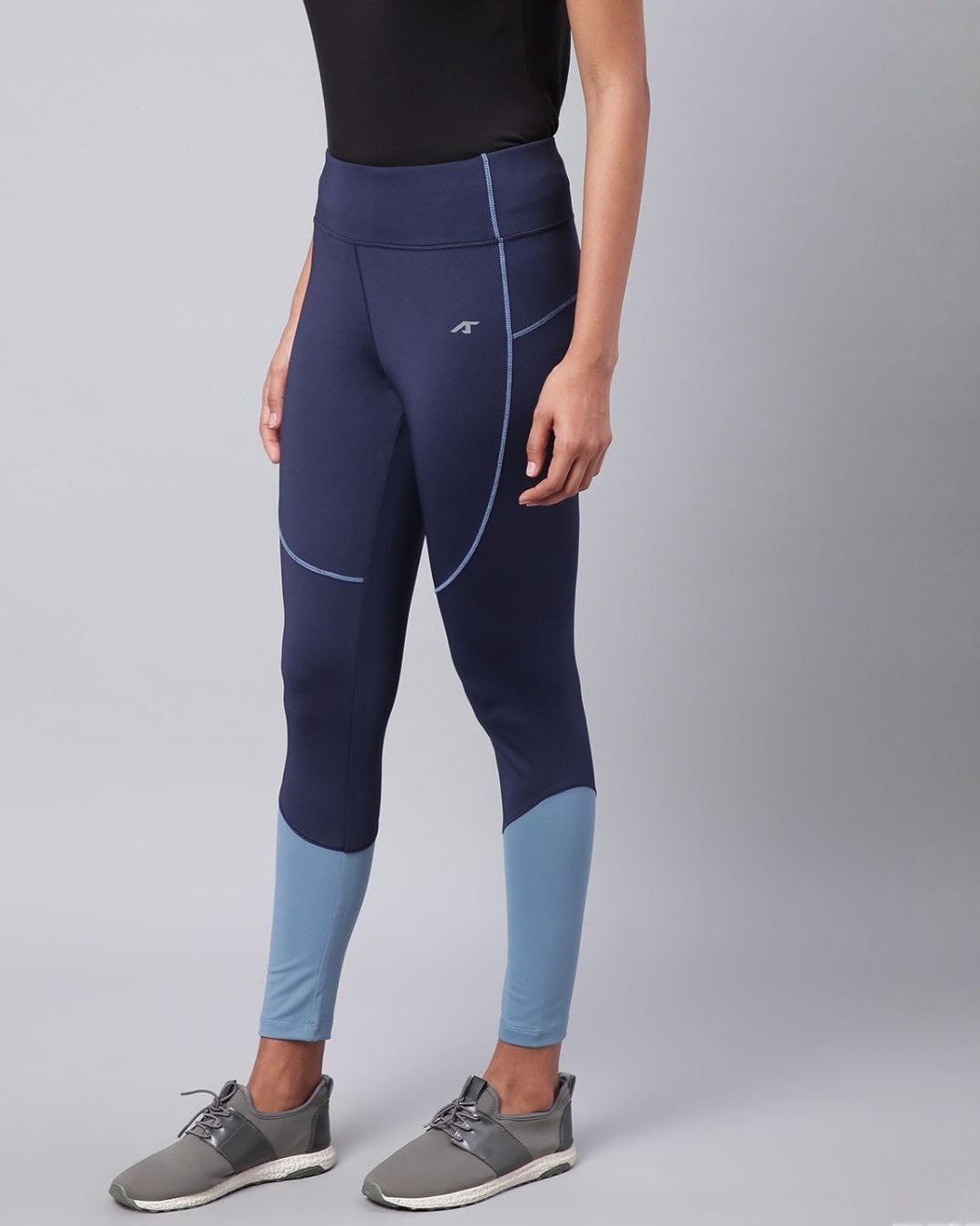 Shop Women Navy Blue Secure Fit Colourblocked Cropped Training Tights-Design