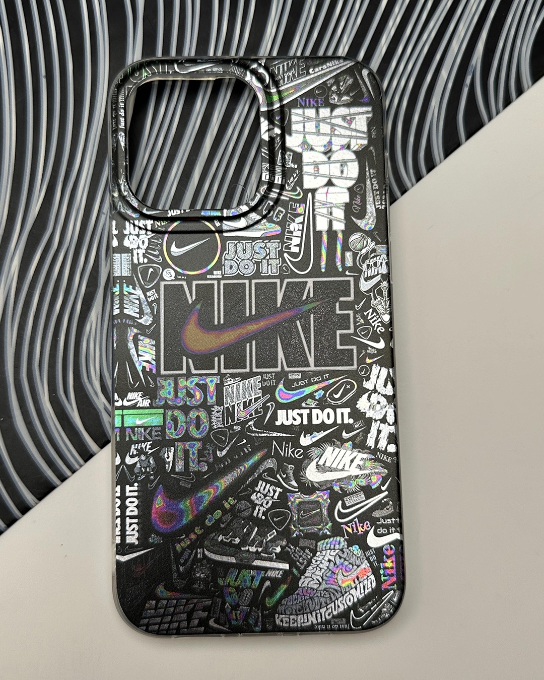 Iphone 11 pro max nike sales case