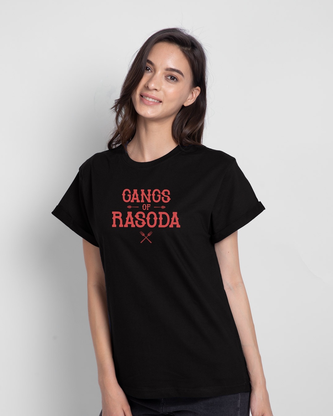 Shop Gangs Of Rasoda Boyfriend T-Shirt Black-Front
