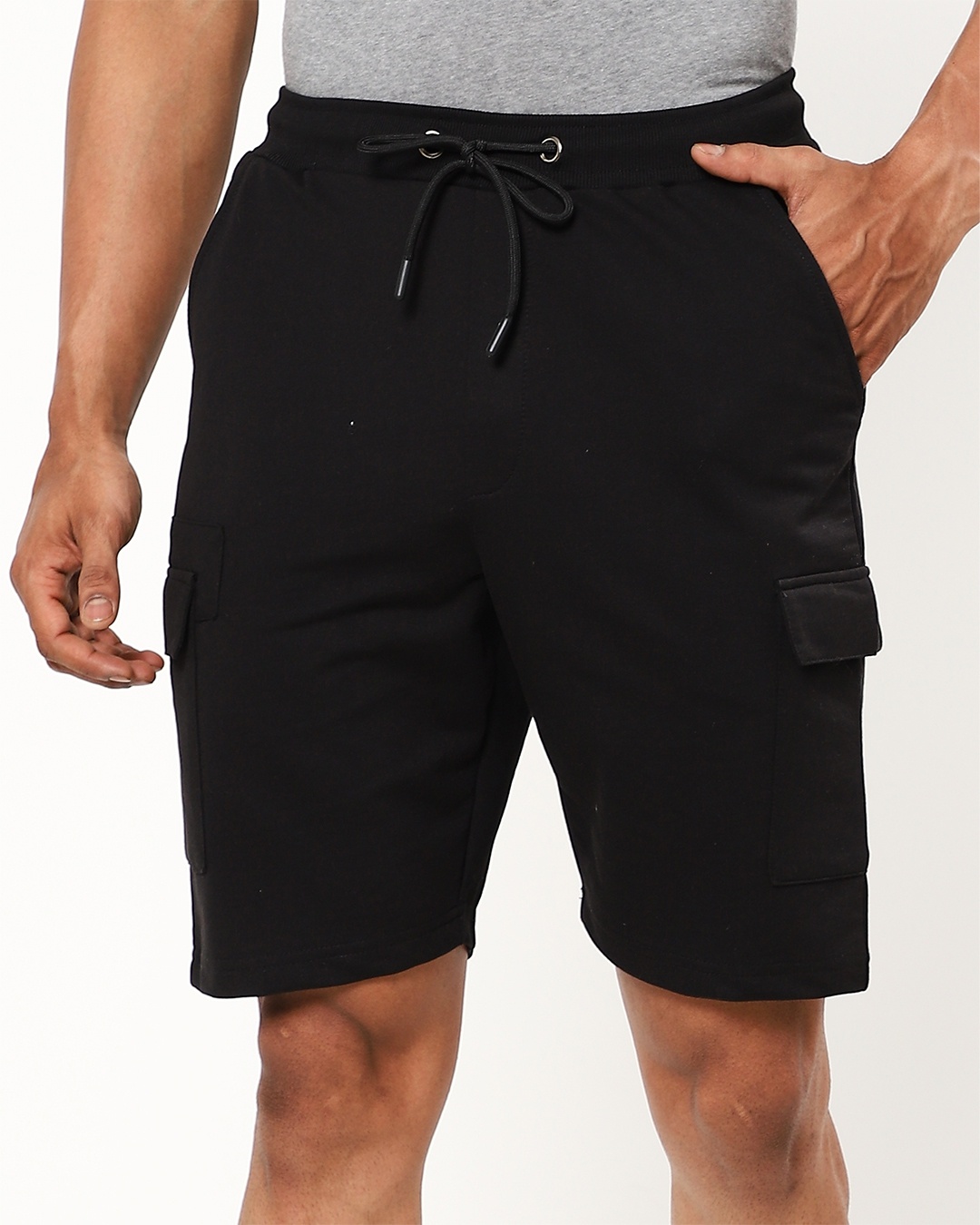 men s black basic cargo shorts 459513 1656146688 1 - Bewakoof Blog