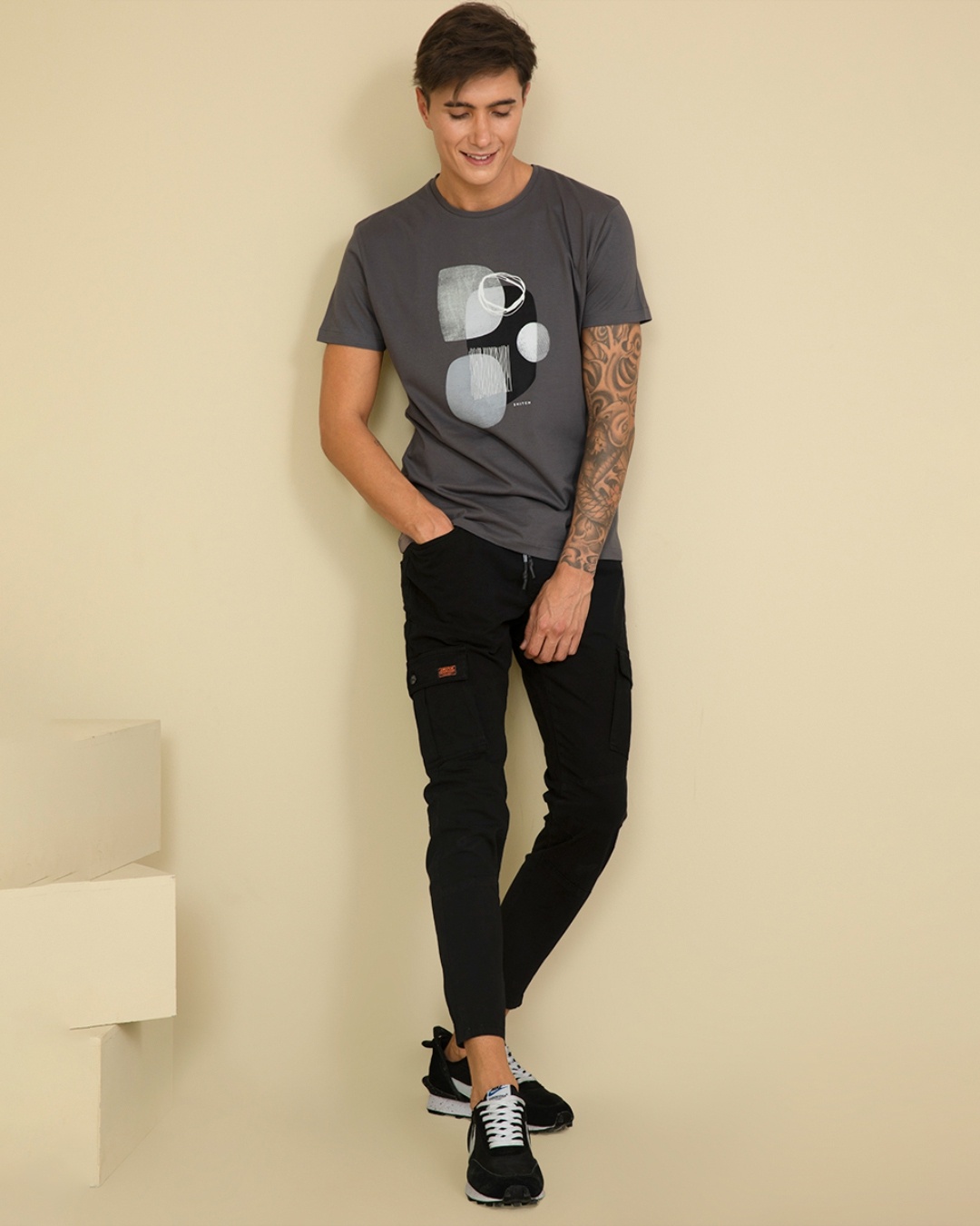 bewakoof cargo pants