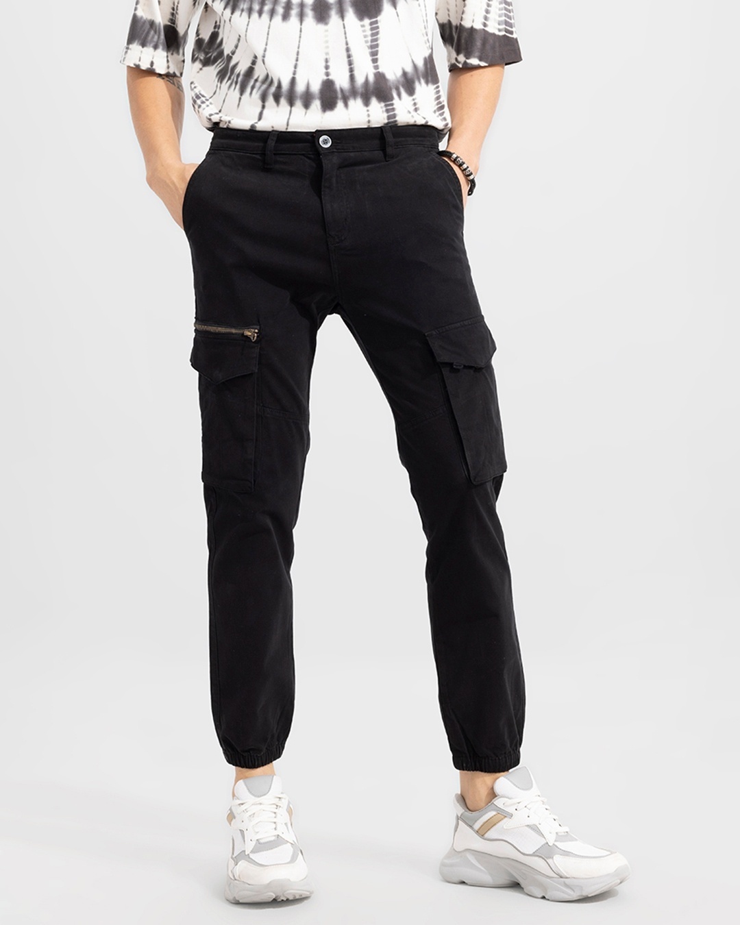 Black Solid Cotton Elastane Men Slim Fit Cargo Trousers - Selling Fast at  Pantaloons.com