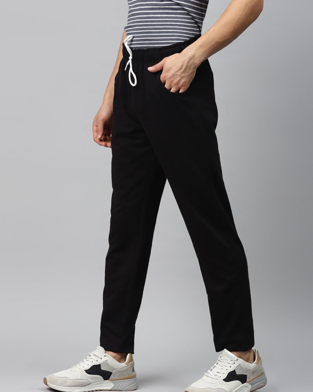 bewakoof track pants