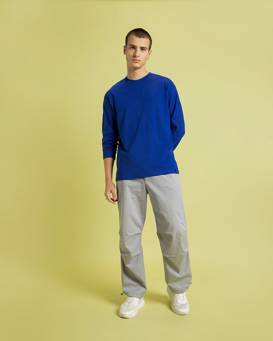 Blue T-shirt Combination: Check Out 10 Best Ways To Pair It
