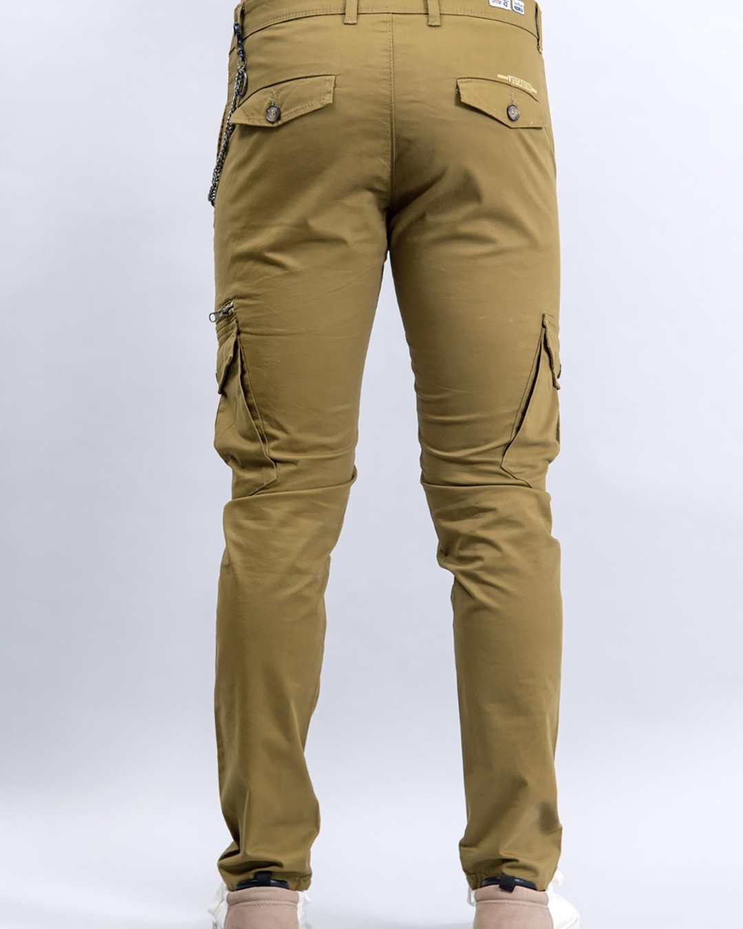 Buy Men's Brown Cargos for Men Brown Online at Bewakoof