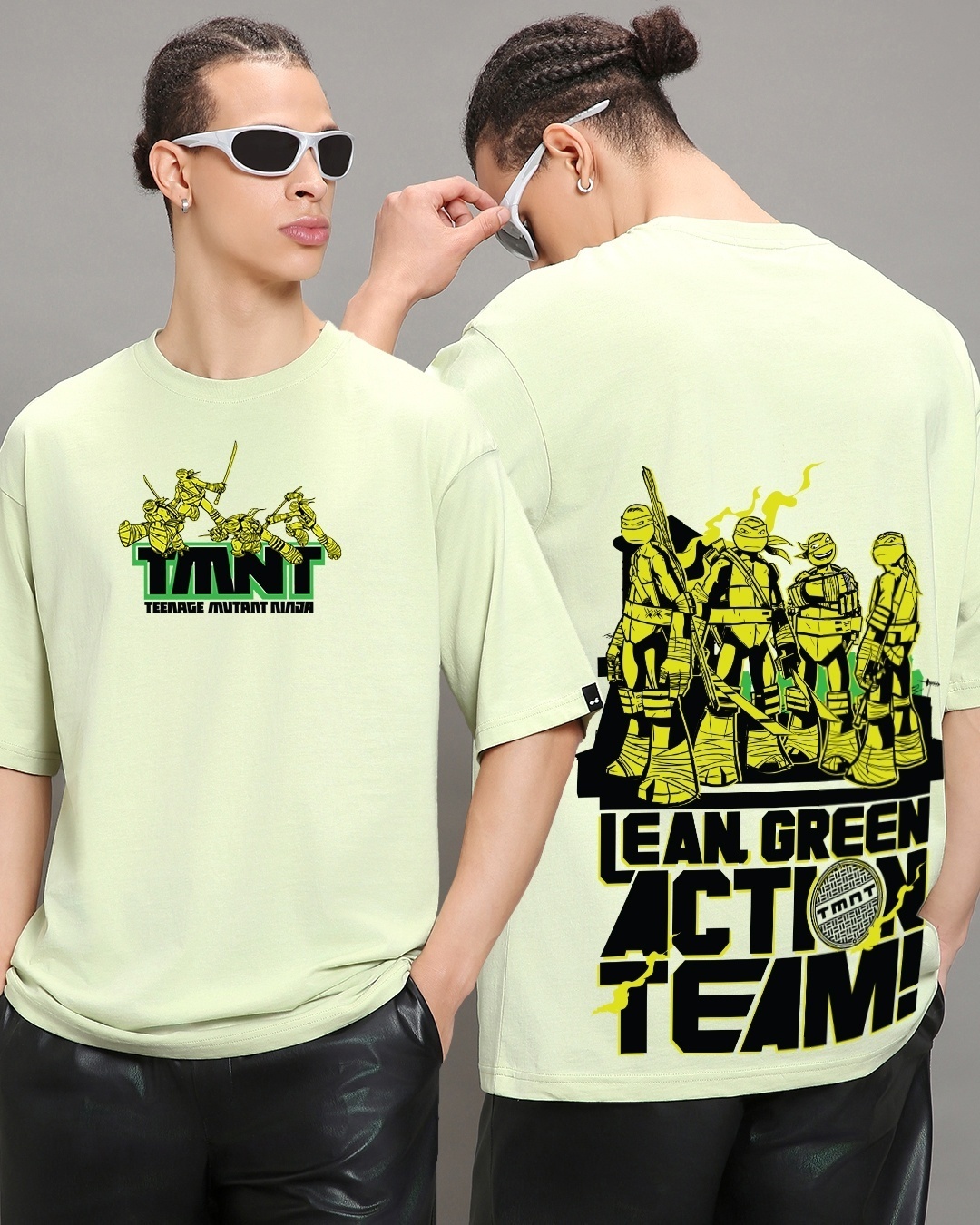 https://images.bewakoof.com/t1080/men-s-green-action-team-graphic-printed-oversized-t-shirt-602707-1690265819-1.jpg