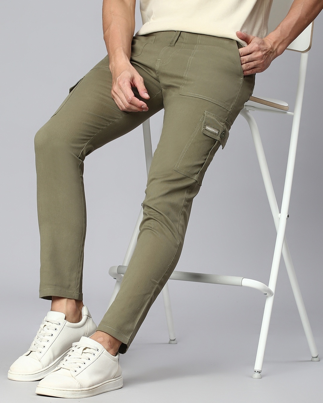 Buy Levis Men Olive Green Relaxed Fit Cargo Trousers  Trousers for Men  257907  Myntra