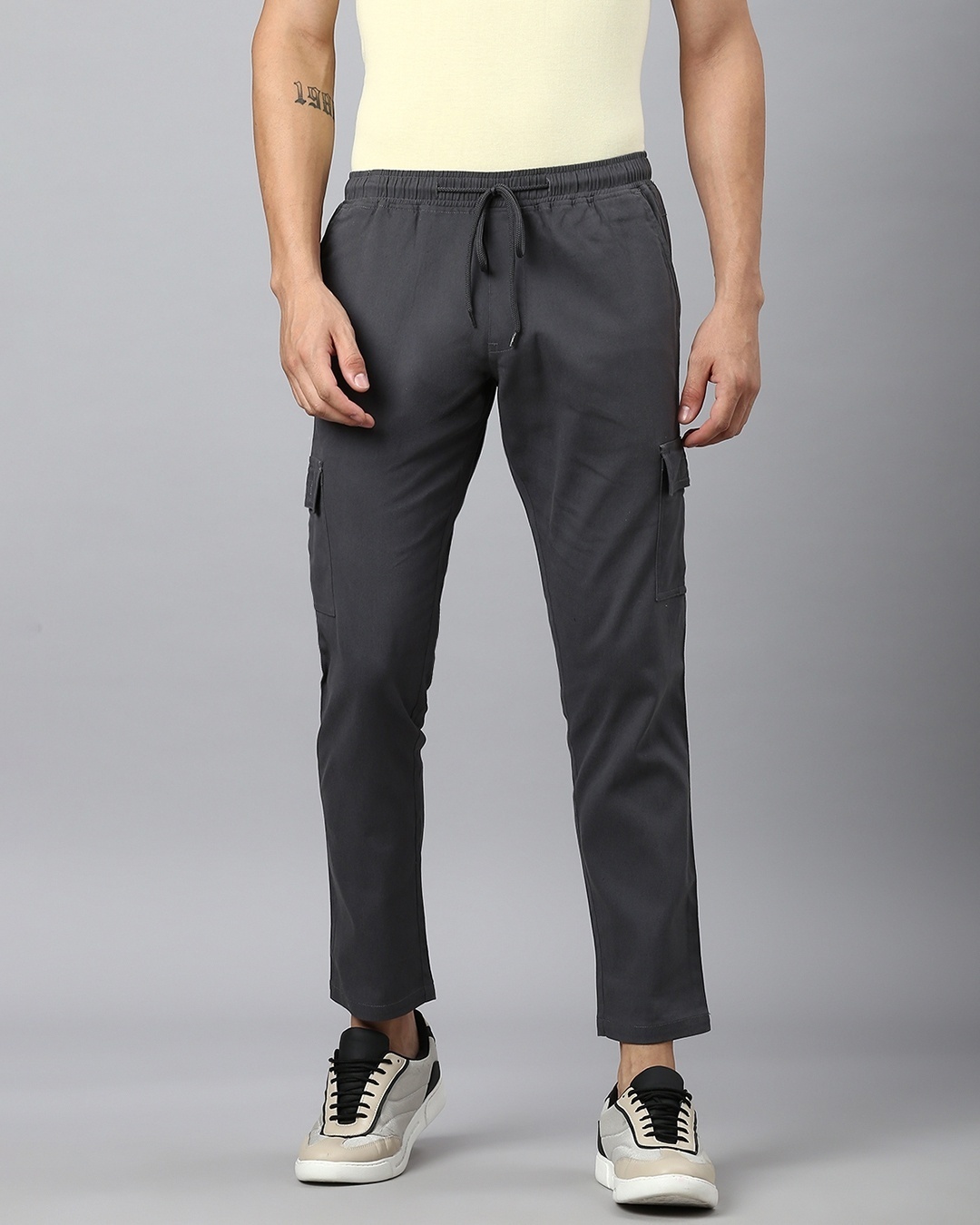 Men's Loose Fit Multiple Pockets Dark Grey Cargo Pant - Peplos Jeans –  Peplos Jeans