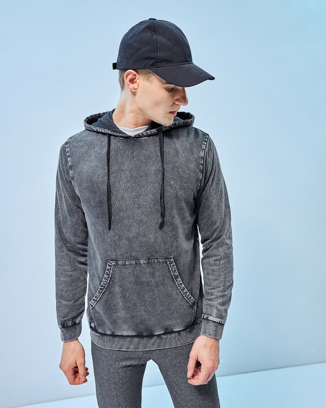 Buy Men's Grey Textured Hoodie Online at Bewakoof