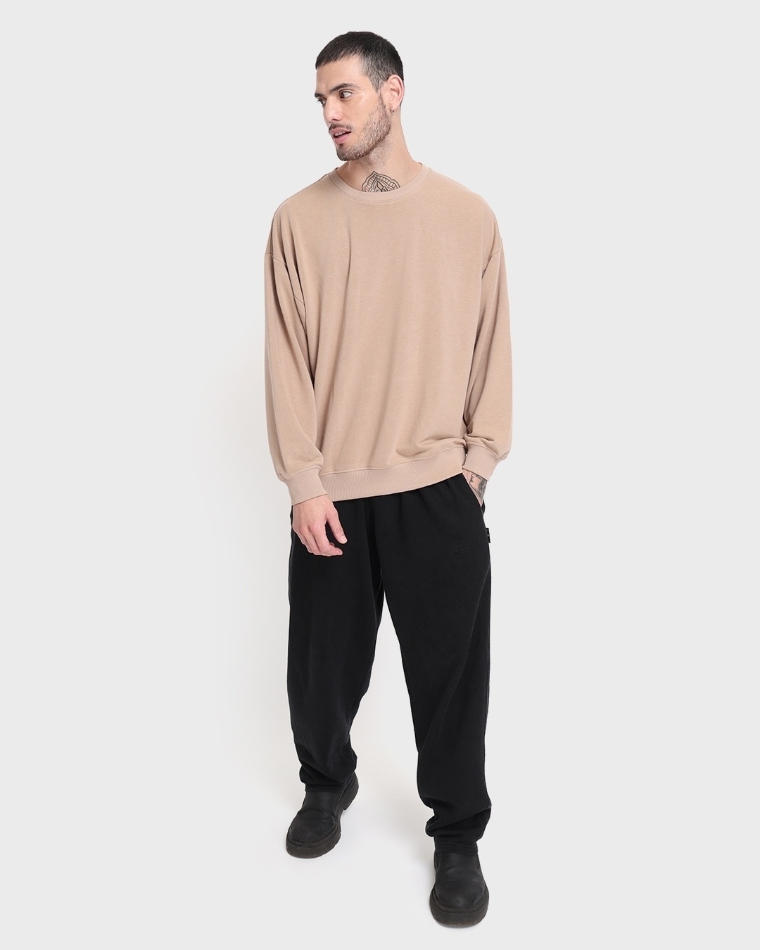 brown sweater with shoe and pant