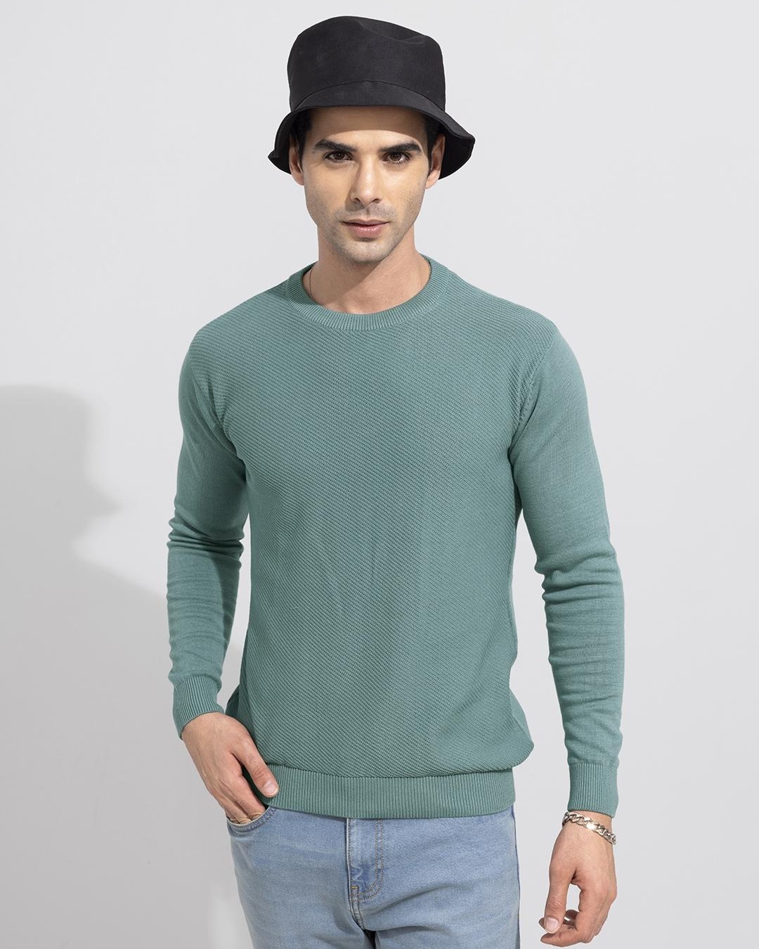 Buy Men's Snug Green Sweater for Men Green Online at Bewakoof