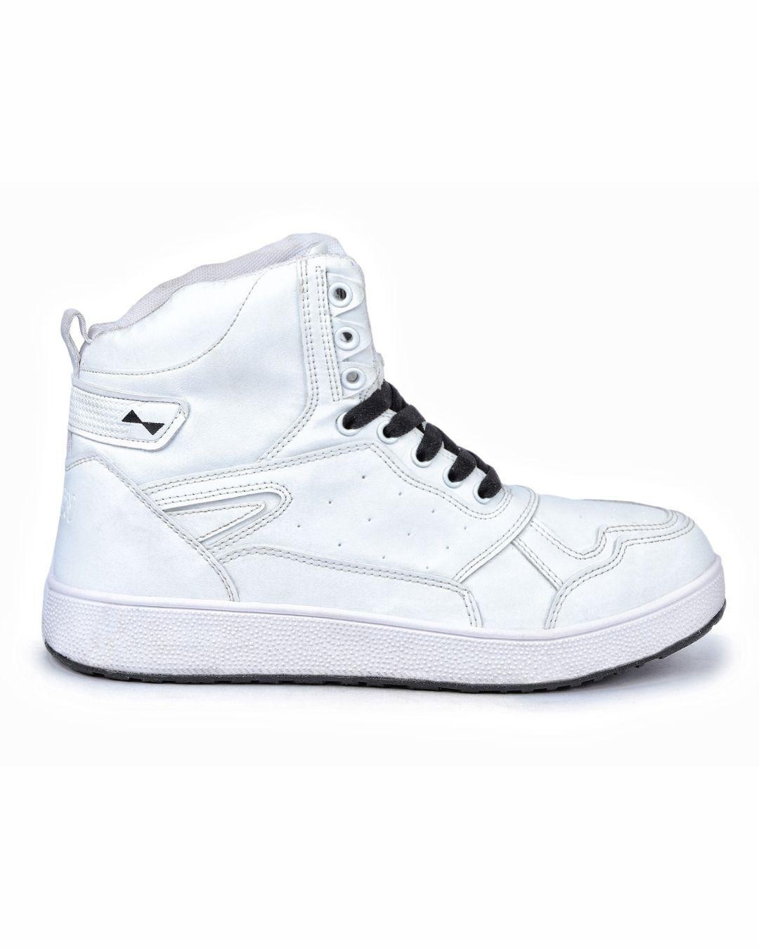 Buy Men's White Casual Shoes Online in India at Bewakoof