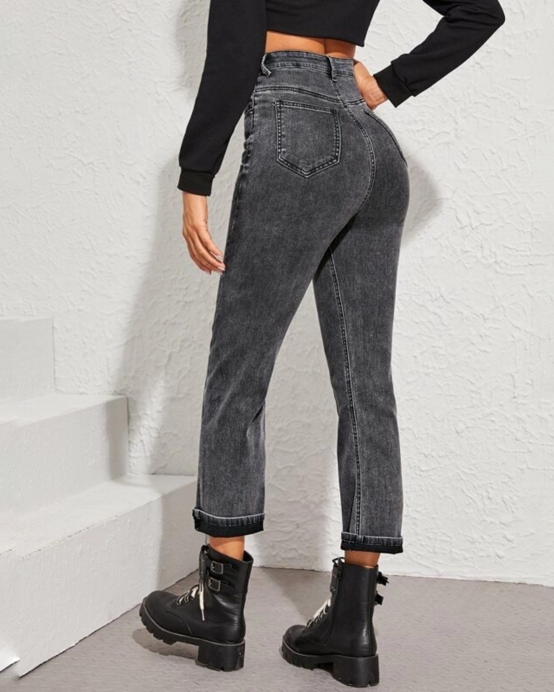 Shop Women's Black High Rise Slim Fit Jeans-Back