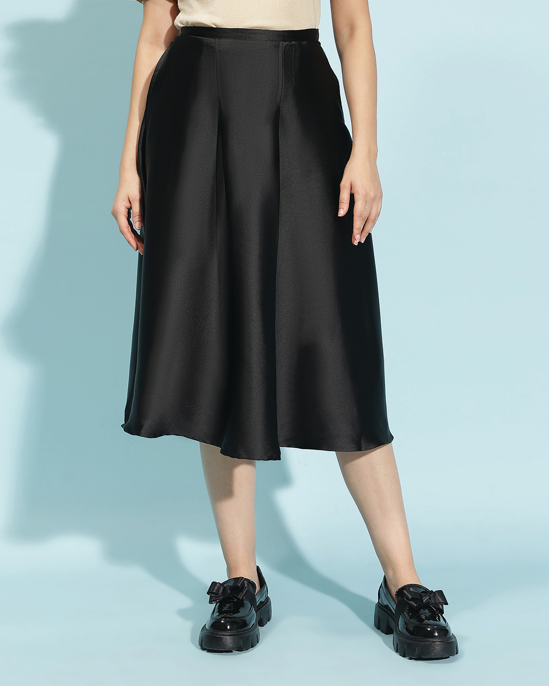 women s black pleated skirts 651042 1728383972 1 - Bewakoof Blog