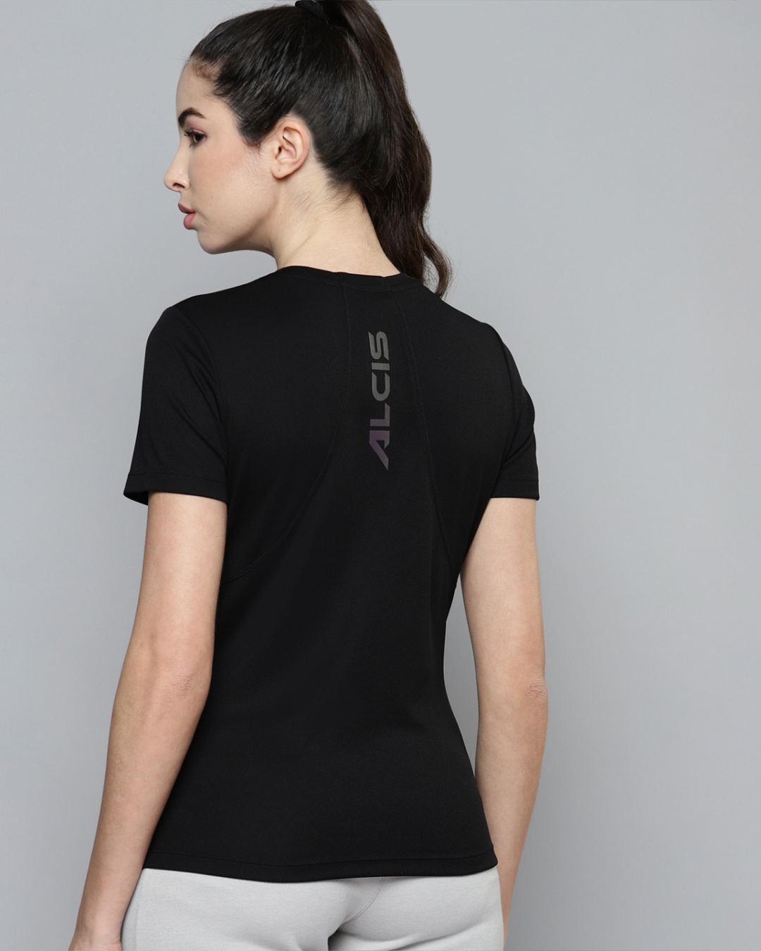 Buy Women's Black Slim Fit Tshirt for Women Black Online at Bewakoof