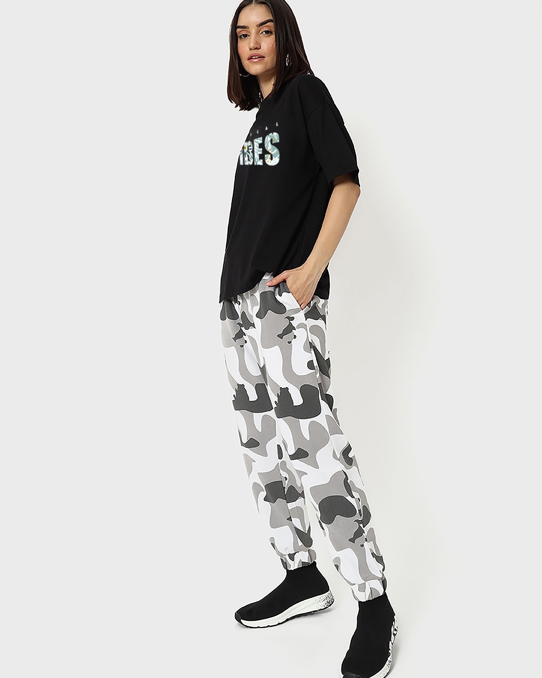 Shop Women's Black Tropical Vibes Typography Oversized T-shirt-Design