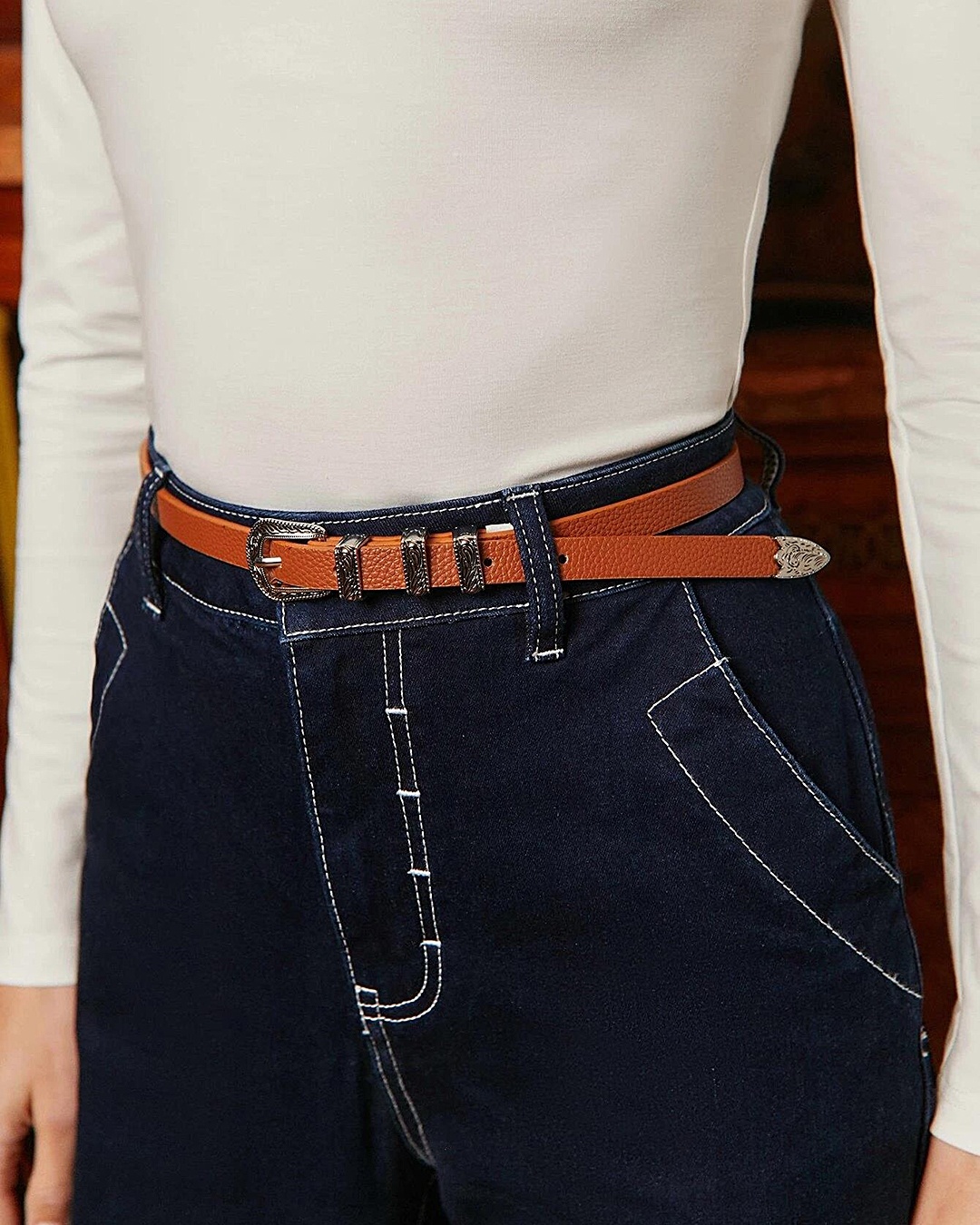 Women Blue Washed Pleated Flared Jeans