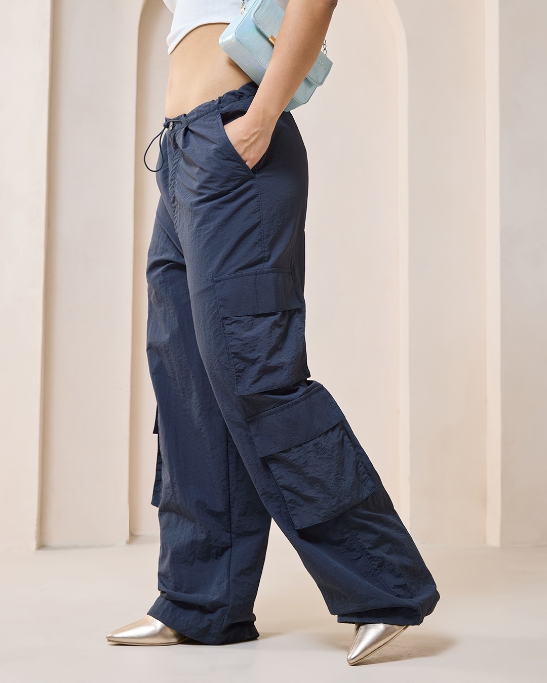 model wearing Round Neck T-shirt with parachute pant