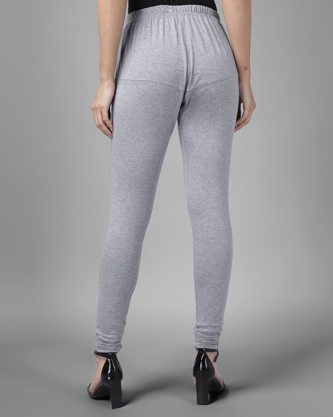 Buy Women's Grey Skinny Fit Leggings Online at Bewakoof