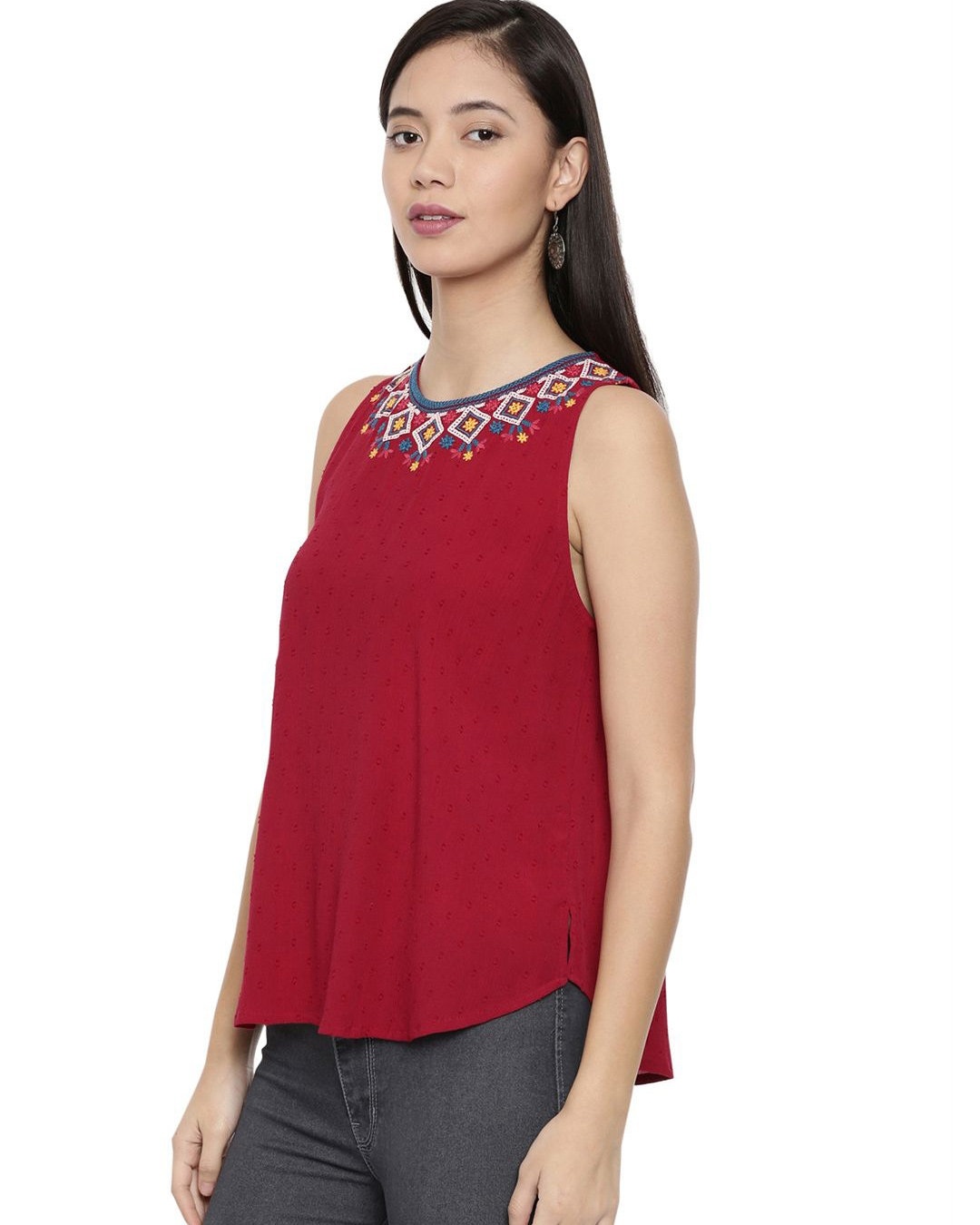 Shop Women's Red Floral Print Sleeveless Top-Back