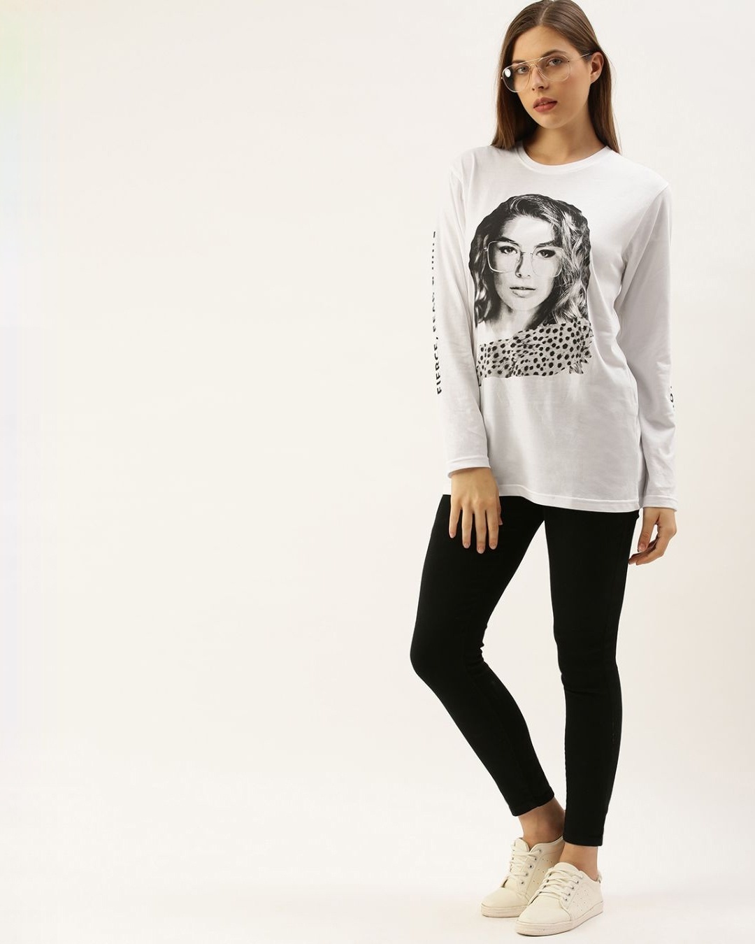 Shop Women's White Graphic Print T-shirt