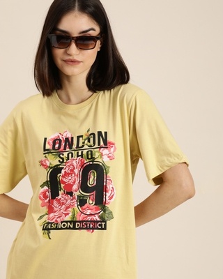 Shop Women's Yellow Graphic Print Oversized T-shirt-Front