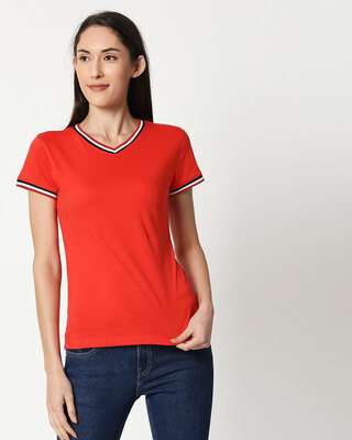 bewakoof v neck t shirts