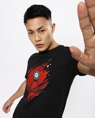Shop Men's Black Iron Man Arc T-shirt-Front