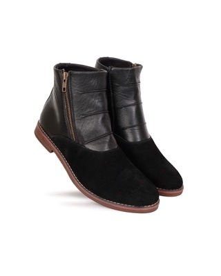 Shop Men's Black Textured Leather Flat Boots-Front