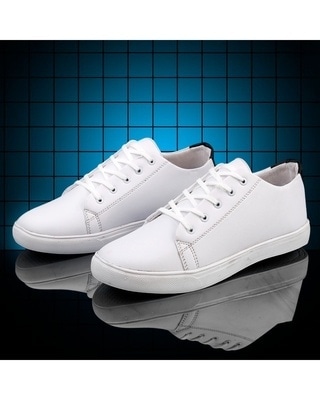 bewakoof white shoes