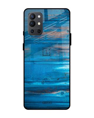 Shop Qrioh OnePlus 9R Patina Finish Glass Case-Front