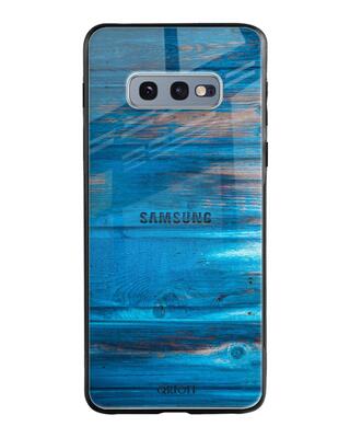 Shop Qrioh Patina Finish Glass case for Samsung Galaxy S10E-Front