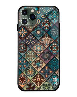 Shop Qrioh iPhone 11 Pro Max Retro Art Glass case-Front