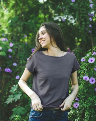 Urban Grey Pique Cropped Top Women's Plain Pique Crop T-Shirts Bewakoof.com